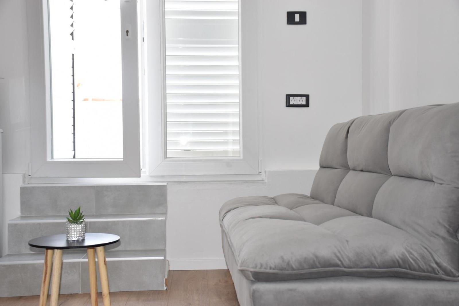 Apartman Lucana Lägenhet Tribalj Exteriör bild